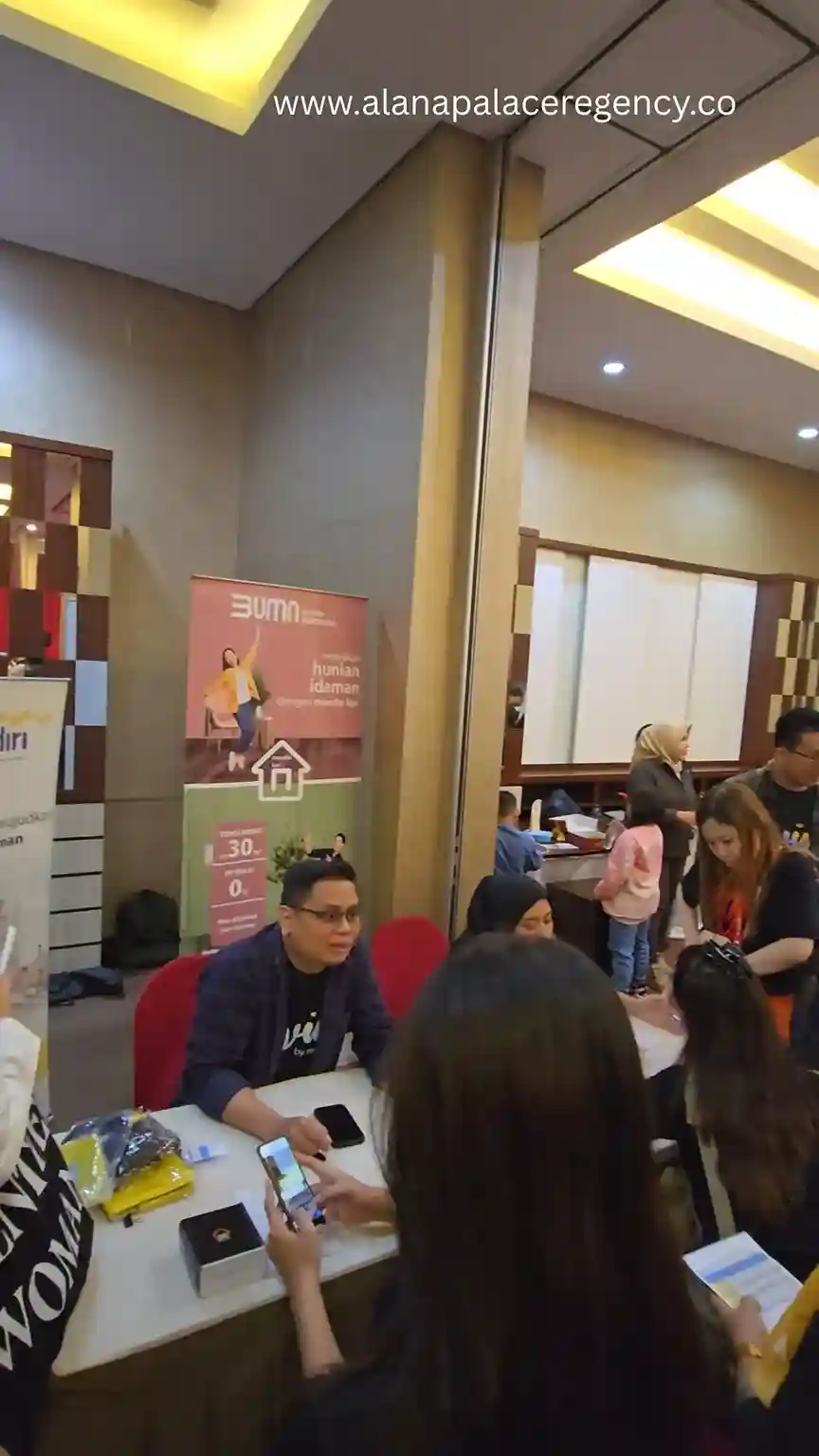 Alana-Palace-Regency-Customer-8